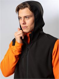 GILET CON CAPPUCCIO IN MATERIALE RICICLATO